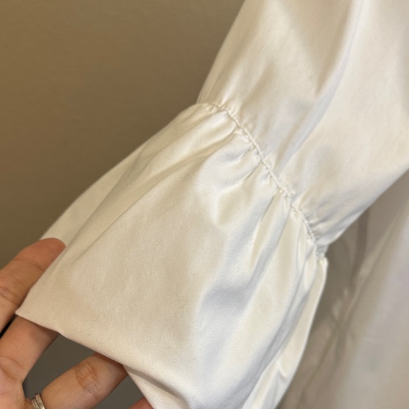 Chico's Classic White Button Down Shirt size 1 - Picture 5 of 10